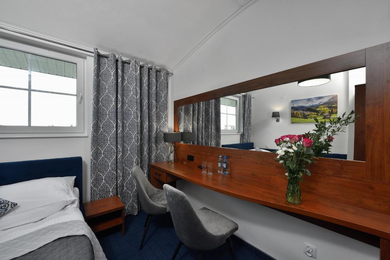 Hotel Agat Piotrków Trybunalski Exteriör bild